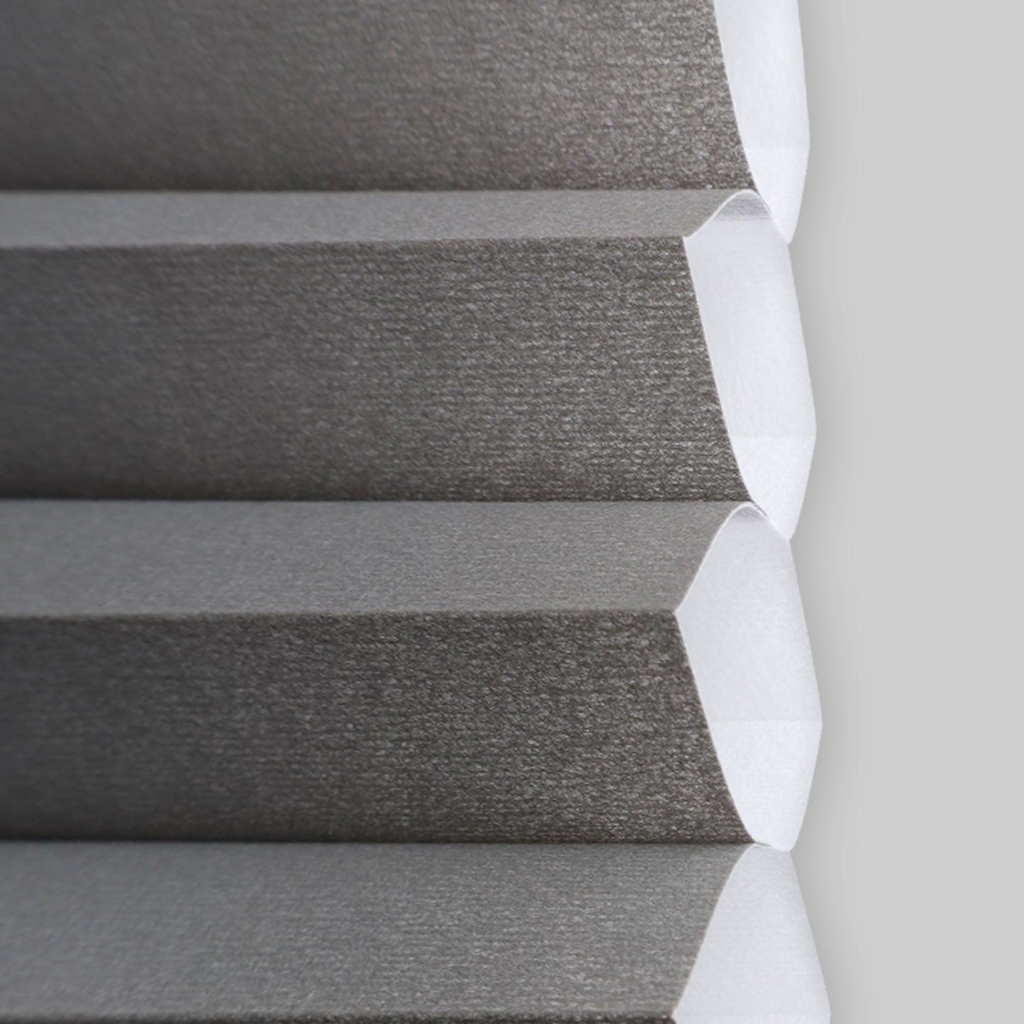 Trapezoid | Nowa | Medium Grey