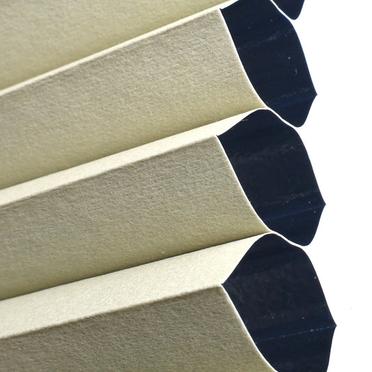SKYLIGHT | CREAM